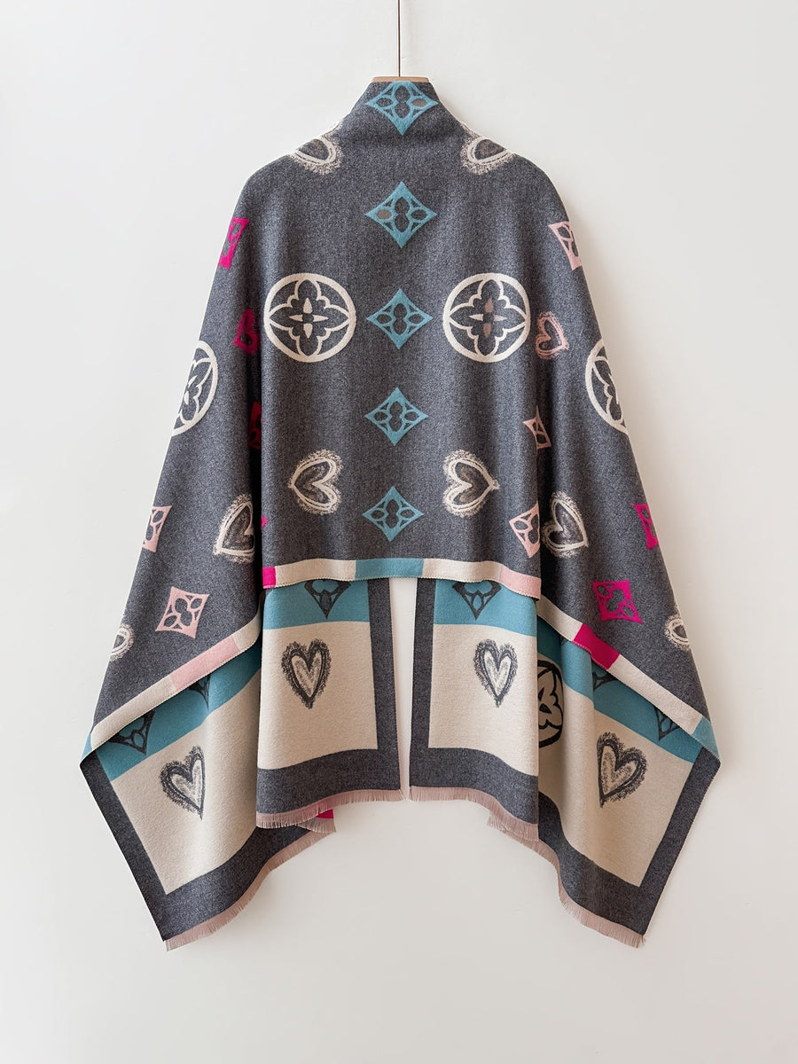 Damen Poncho mit Herz- und Logomuster Fransen Detail