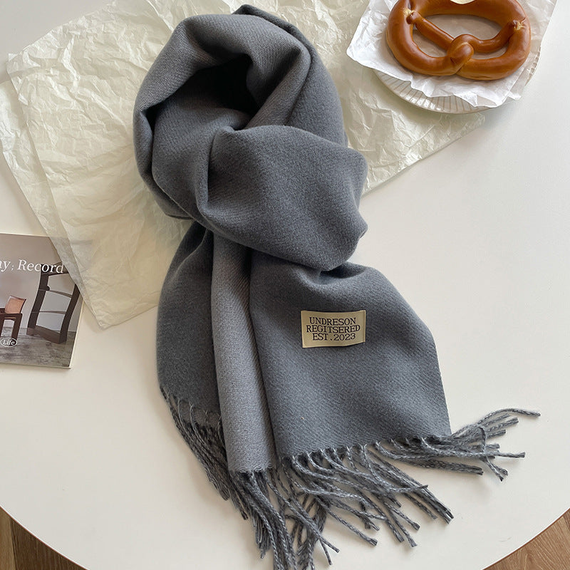 Weicher Winterschal mit Fransen und Farbblock-Design