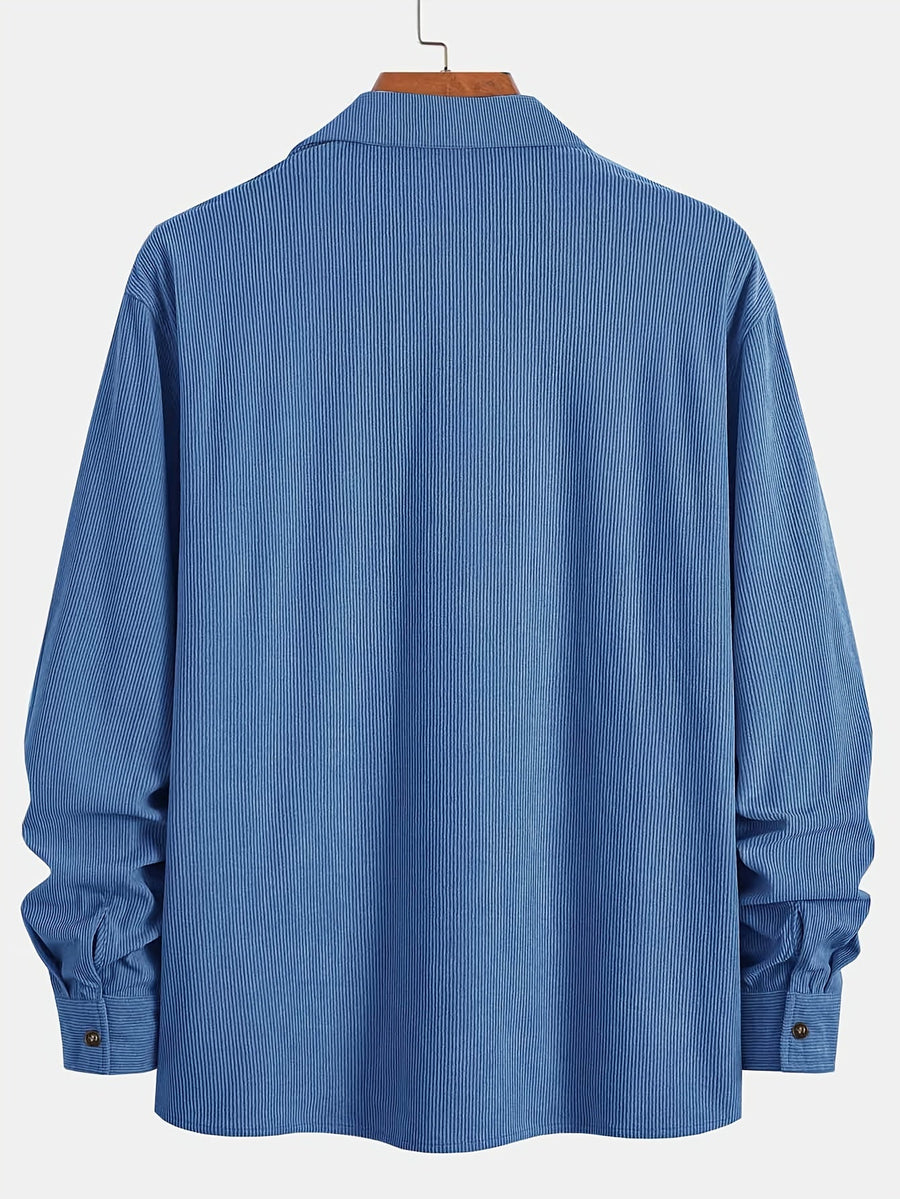 Herenoverhemd met ribfluweellook, knoopsluiting, lange mouwen en twee borstzakken