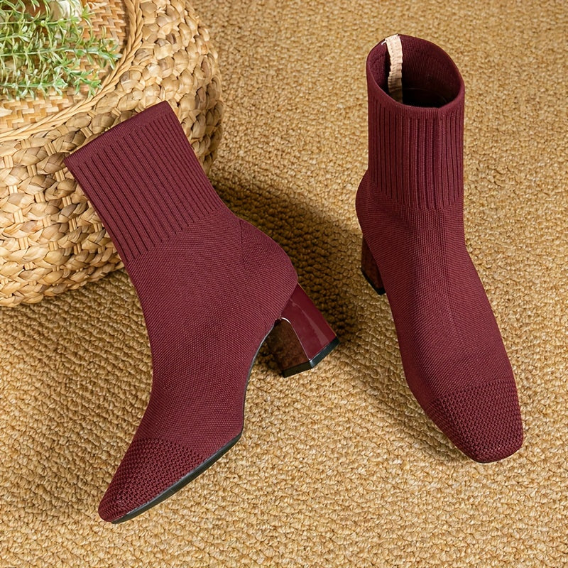 Gestrickte Chelsea Sock-Stiefeletten mit Blockabsatz & spitzer Zehenpartie