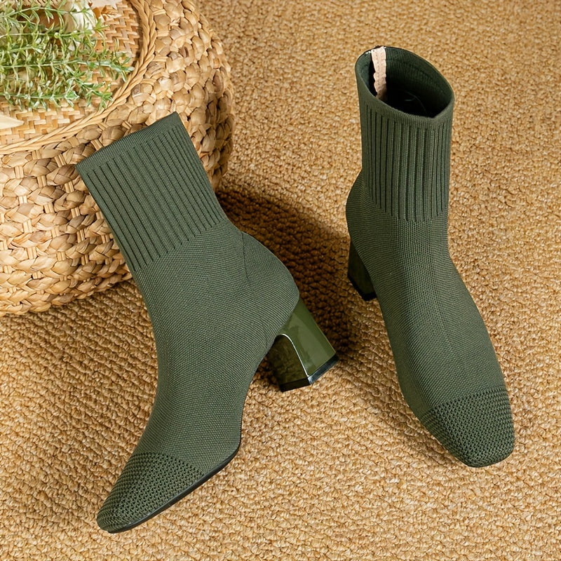 Gestrickte Chelsea Sock-Stiefeletten mit Blockabsatz & spitzer Zehenpartie
