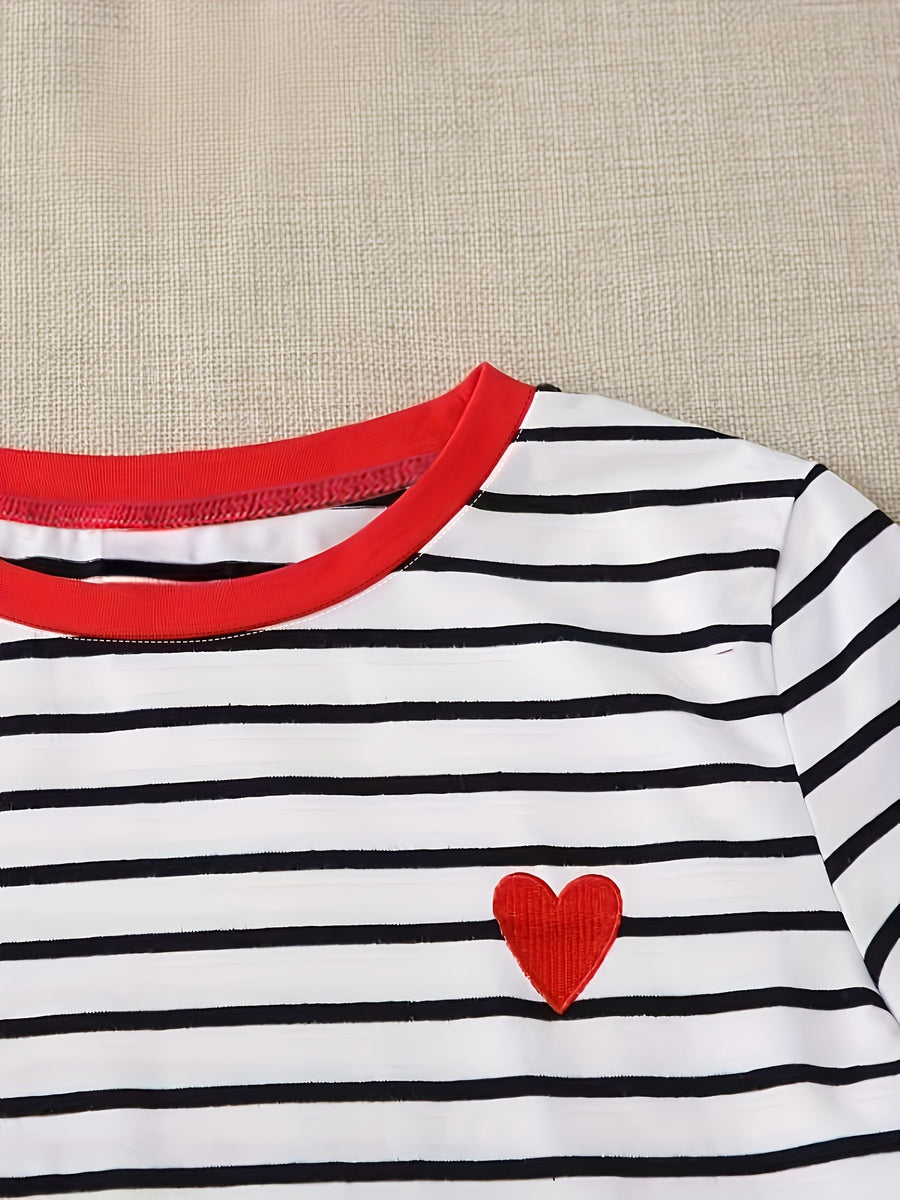 Langarmshirt Damen gestreift mit rotem Herz-Patch Schwarz Weiß
