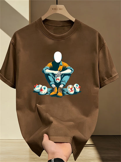 Herren T-Shirt mit künstlerischem Print – Abstrakte Figur und Clownsmasken, Modernes Streetwear Design