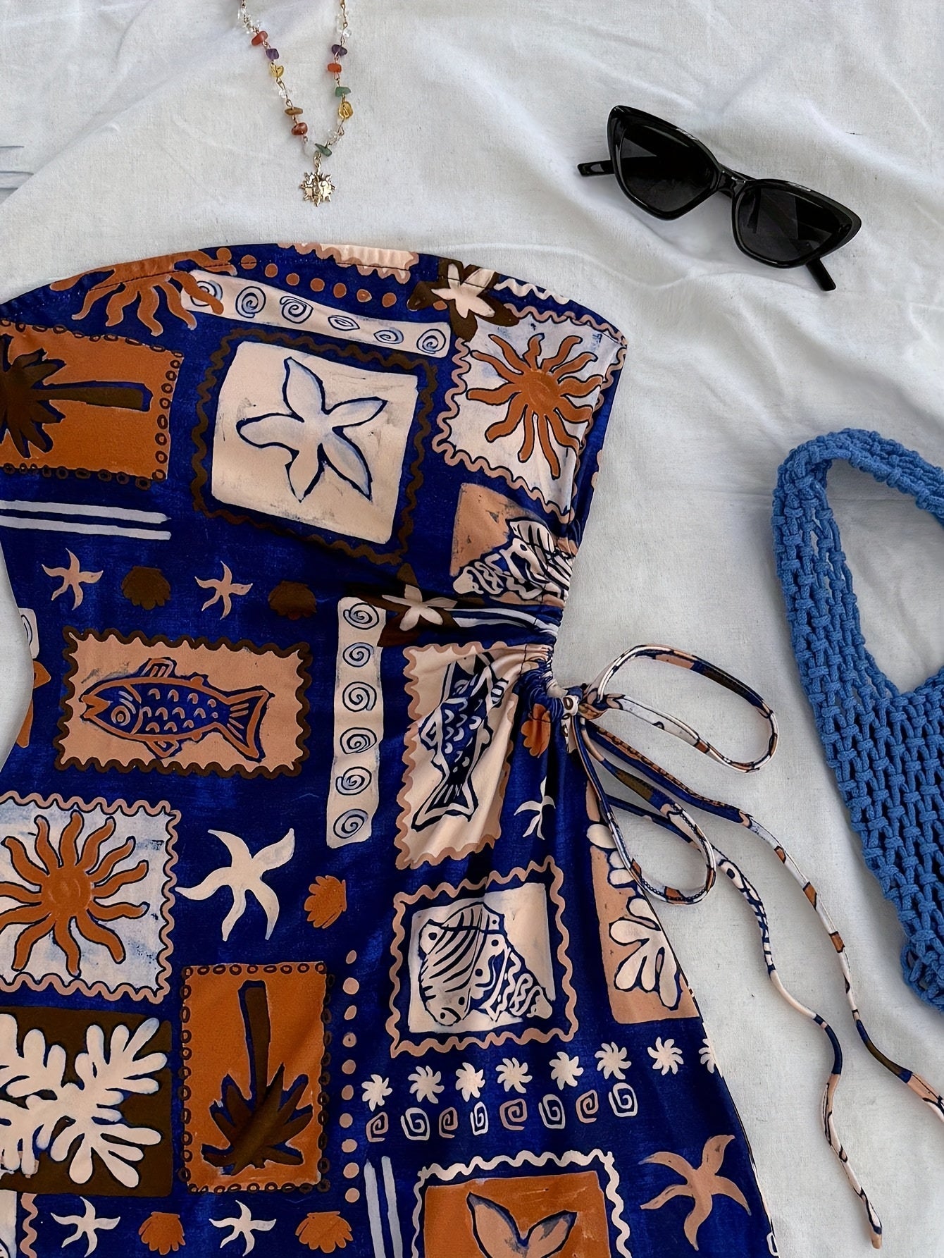 Damen Bandeau Minikleid mit tropischem Print und seitlicher Schleife – Strand- und Urlaubsoutfit