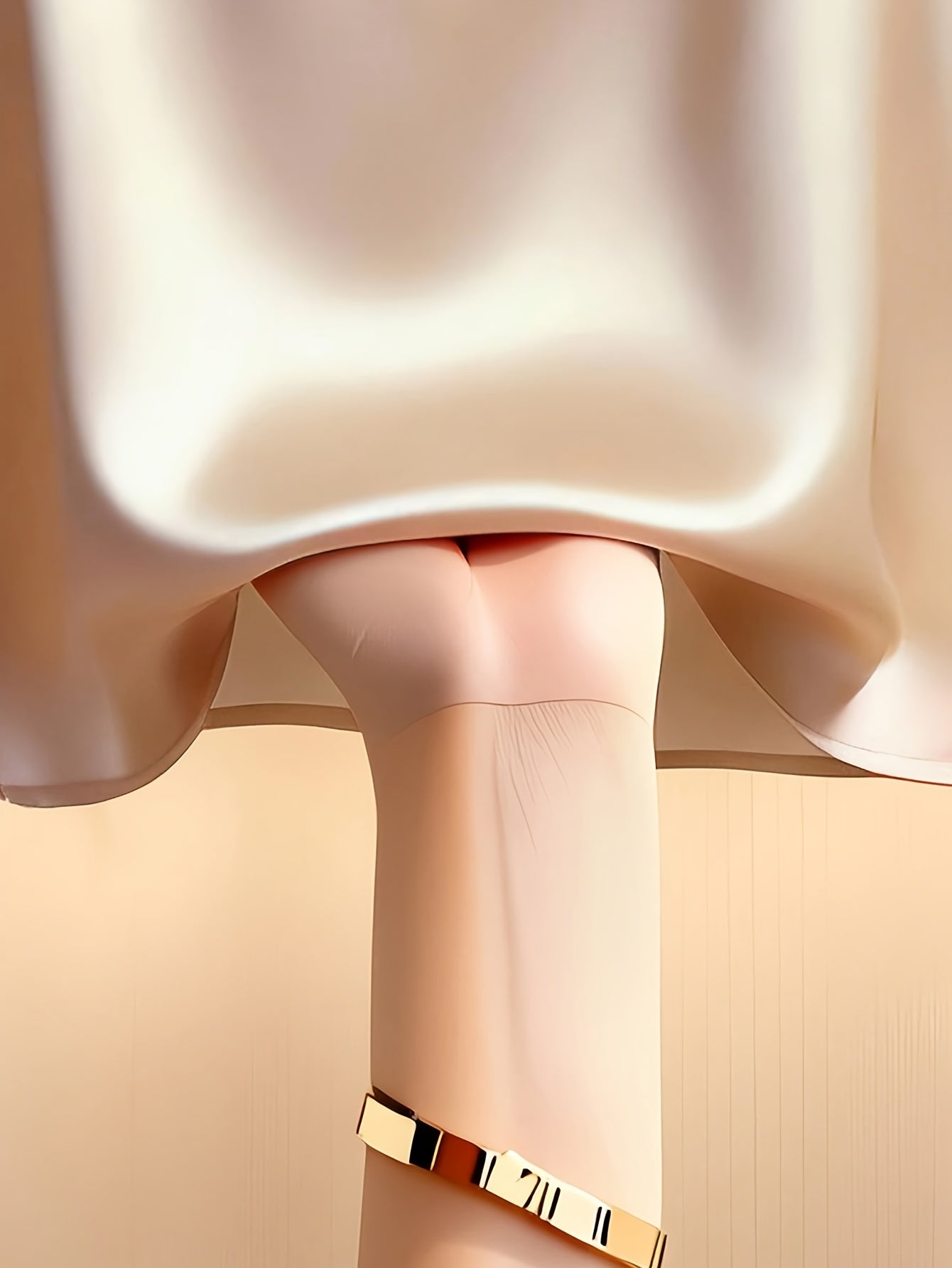 Damen Top ohne Ärmel mit V-Ausschnitt und Perlenbesatz – Elegantes Blusentop für festliche Anlässe