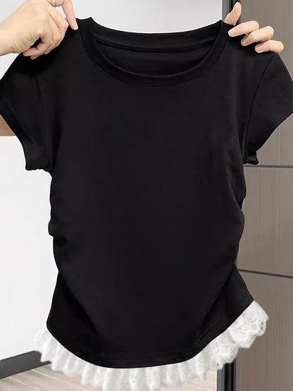 Damen T-Shirt mit Spitze und Raffungen – Feminines Kurzarm Top für Alltag und Freizeit