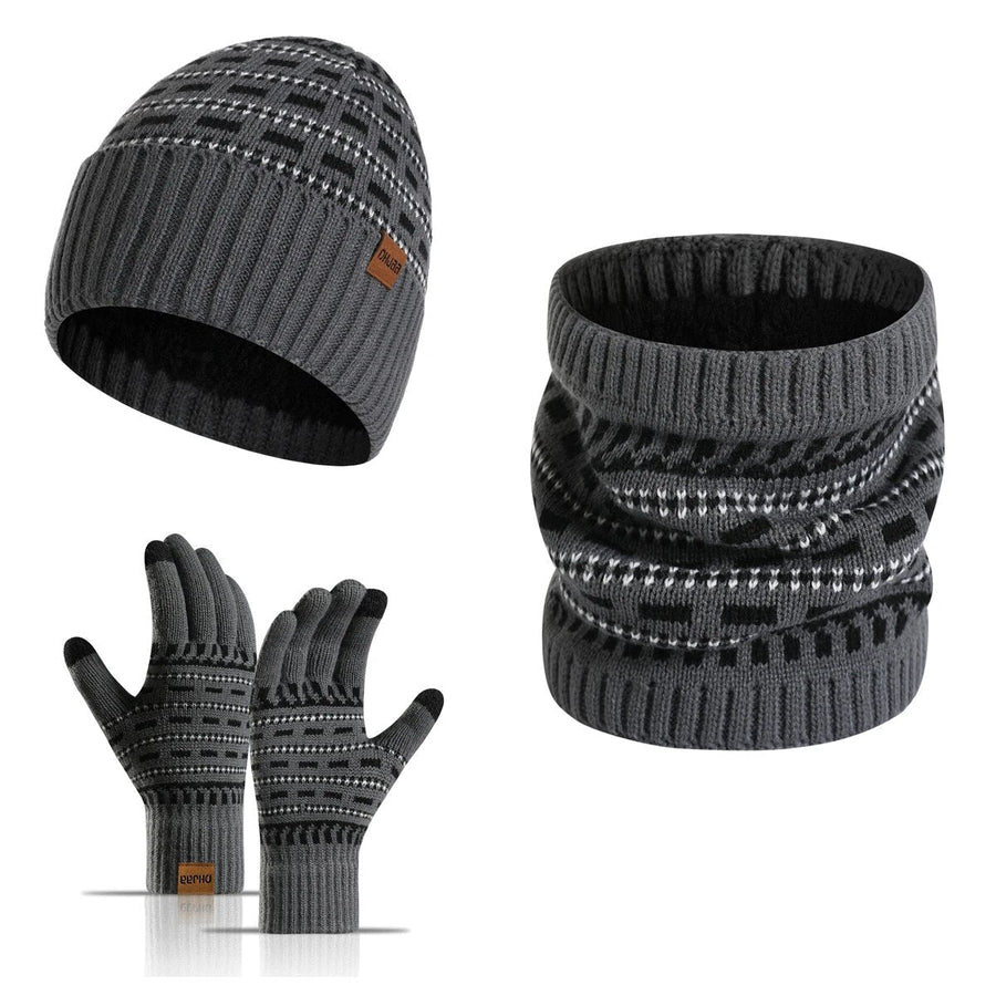 Unisex winterset: gebreide muts, nekwarmer en handschoenen met patroon in lichtgrijs