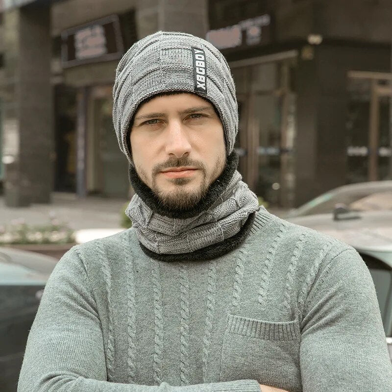 Gestricktes Mützen- und Schal-Set für Herren mit Fleecefutter