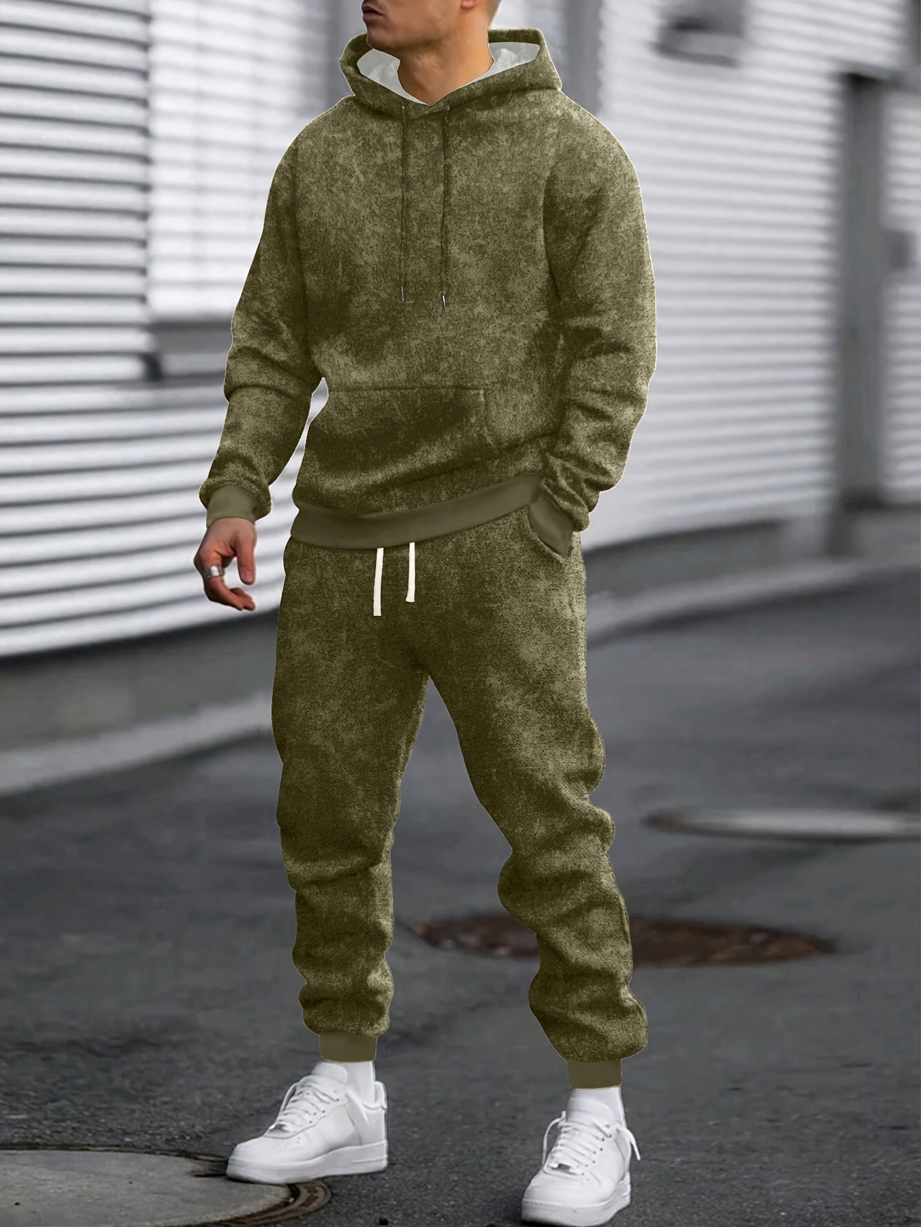 Herren Jogginganzug mit Kapuze, Camouflage-Muster, Schwarz