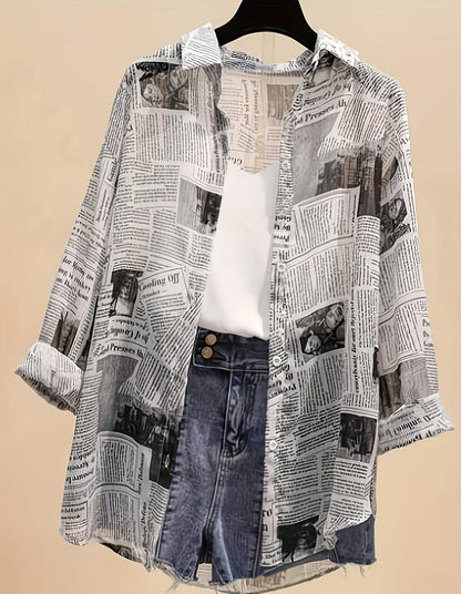 Damen Zeitungsprint Bluse mit Top und High-Waist Jeansshorts – Moderner Urban-Look