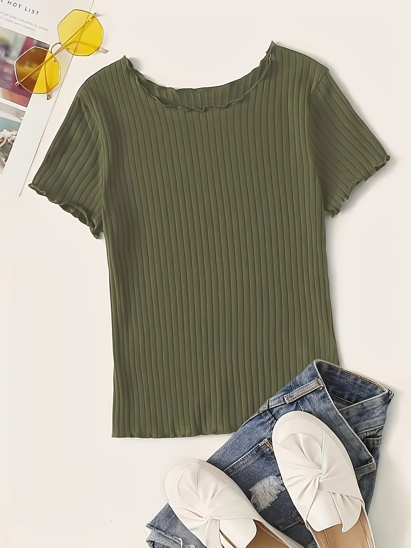 Damen Basic T-Shirt mit kurzen Ärmeln und Rippstruktur – Modisches Alltags-Oberteil mit Wellenkante