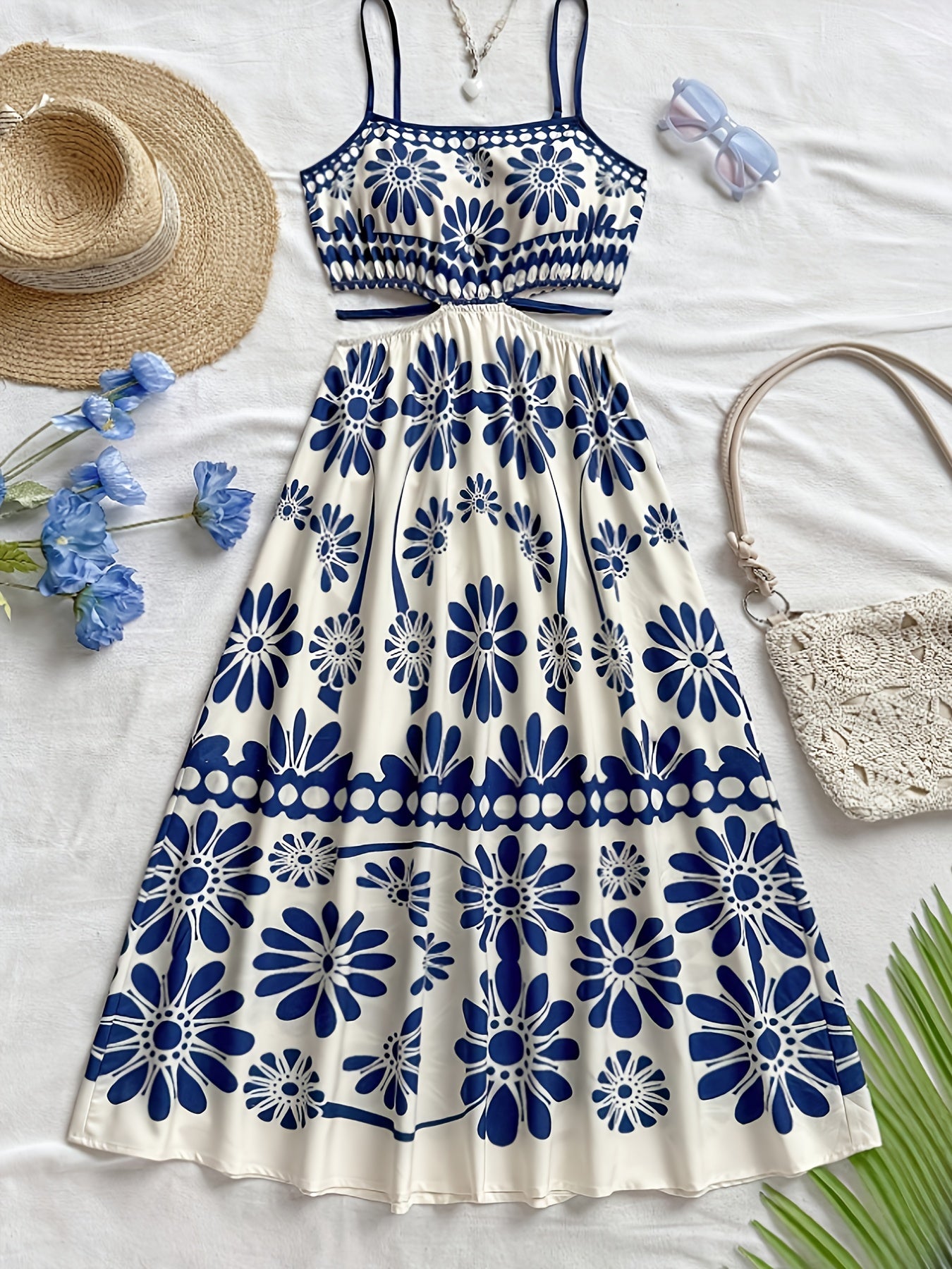 Damen Maxikleid mit Blumenmuster und Cut-Out-Detail – Boho Stil, Sommer, Elegant