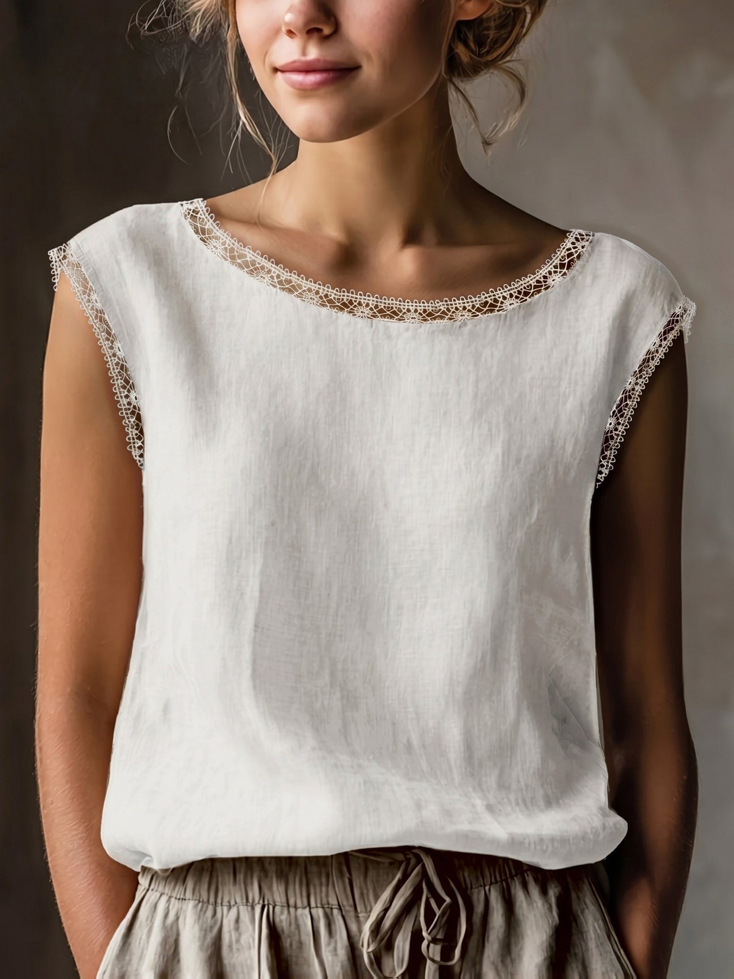 Damen Bluse ärmellos mit Spitzenbesatz, eleganter Freizeit-Look