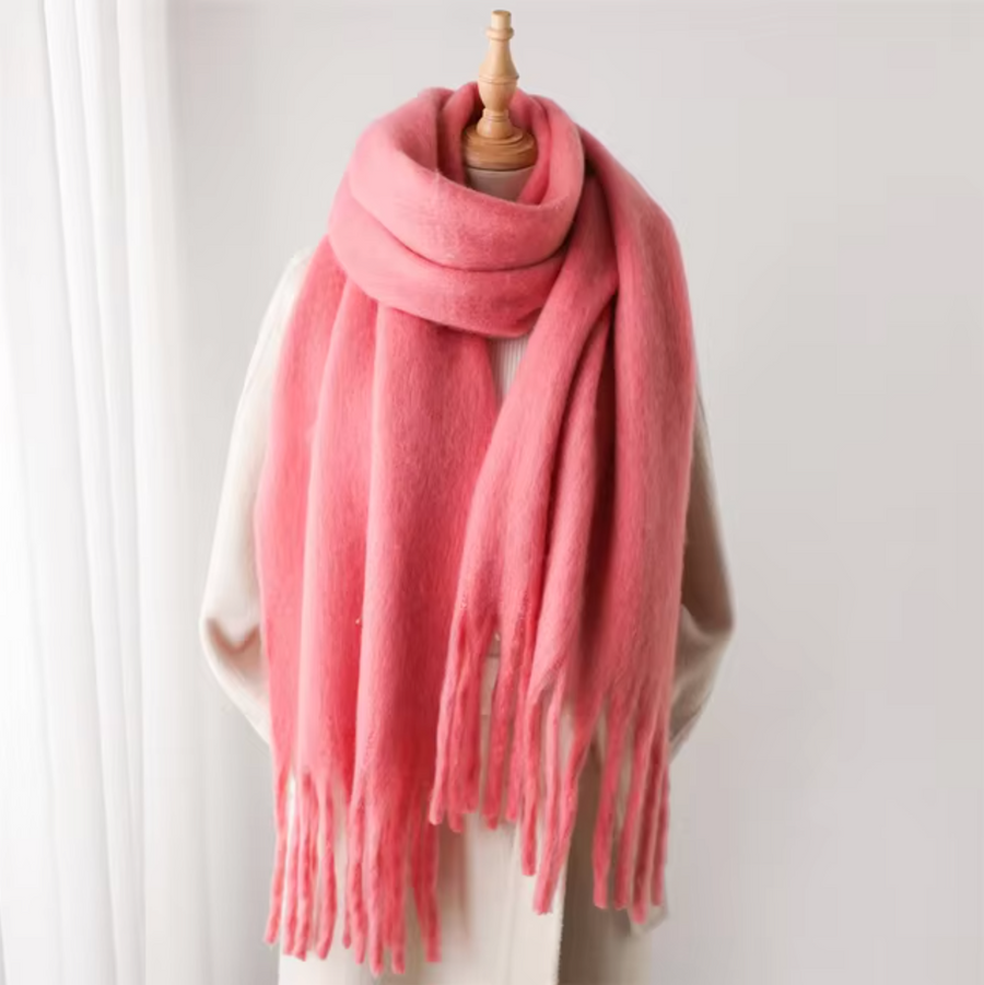 Weicher Fransenschal aus flauschigem Material für Damen in Magenta