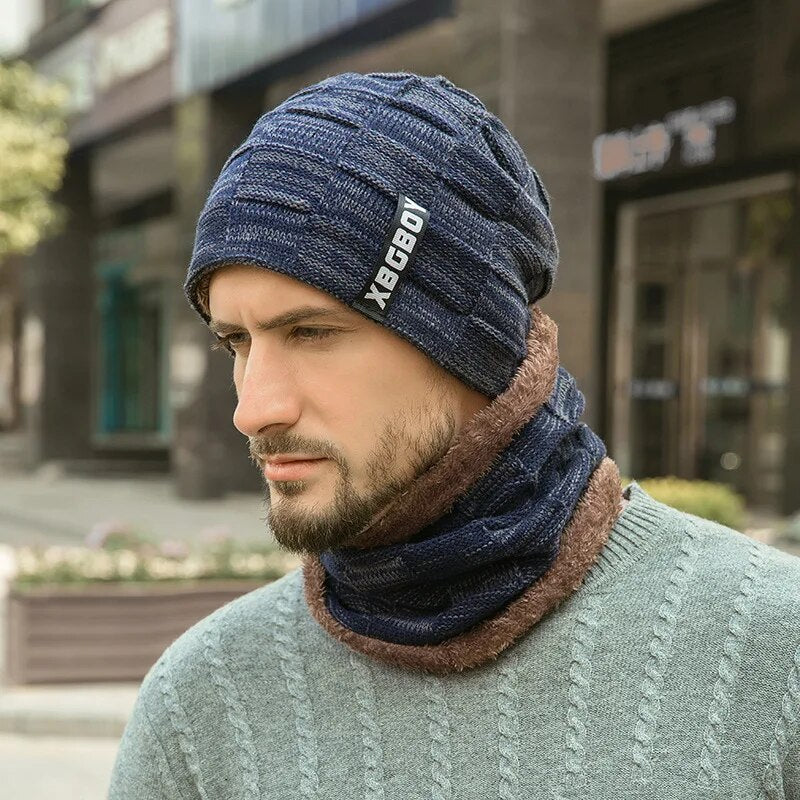 Gestricktes Mützen- und Schal-Set für Herren mit Fleecefutter
