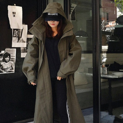 Lange trenchcoat voor dames met capuchon, olijfgroen