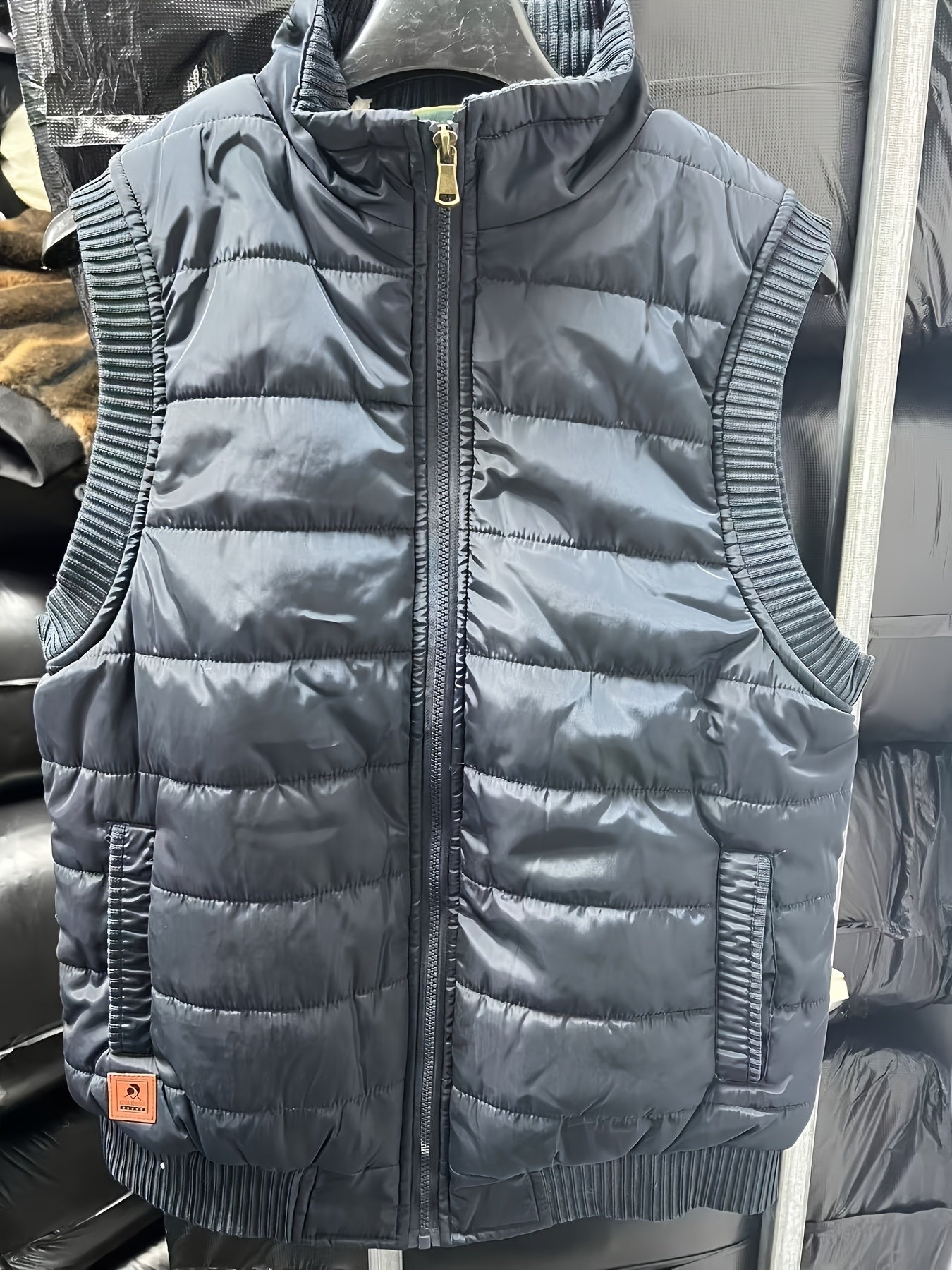 Steppweste mit Stehkragen und Rippstrickdetails - Warm gefüttert - Herren