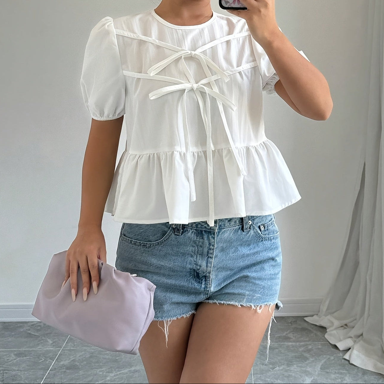 Damen Peplum-Bluse mit Puffärmeln und Schleifendetails – Romantischer Vintage-Stil für Alltag und Freizeit