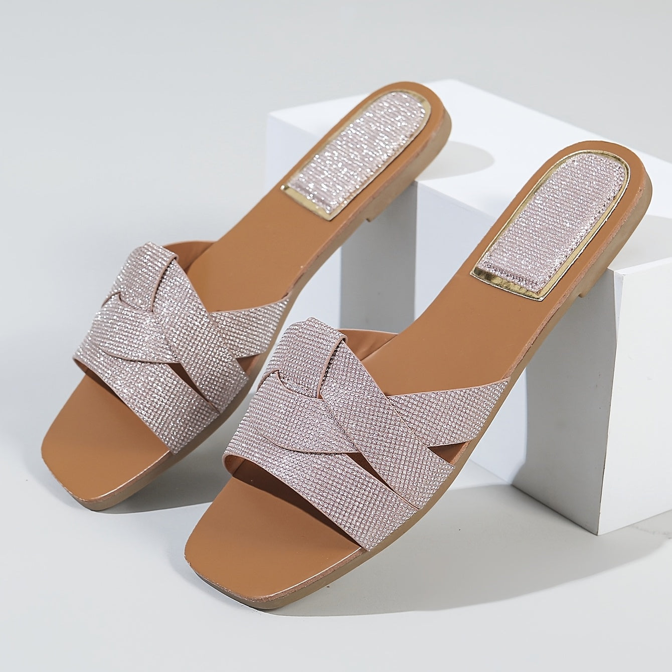 Damen Slip-On Sandalen mit Flecht-Design und schimmerndem Look – Elegante Sommerschuhe für Alltag und Freizeit