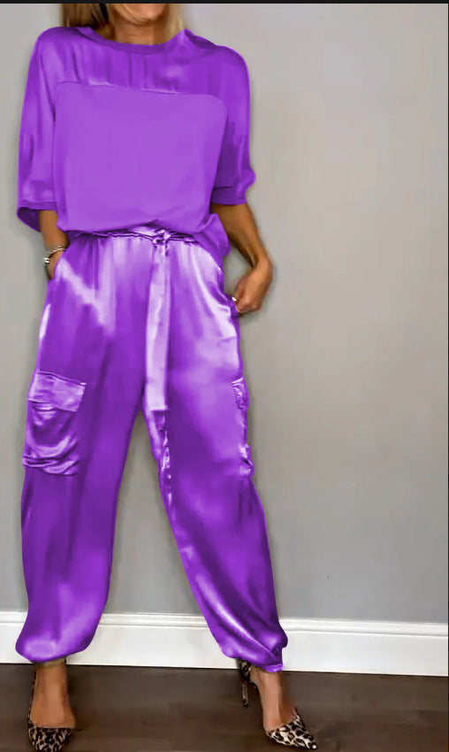 Kimberley – Satin Damen Zweiteiler mit kurzen Ärmeln