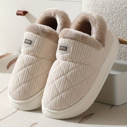 Gesteppte Unisex Hausschuhe mit flauschigem Futter und profilierter Sohle
