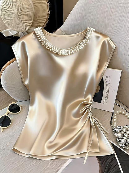 Damen Elegante Satinbluse mit Perlenkragen und Raffdetails – Stilvolle Kurzarm-Bluse für festliche Anlässe