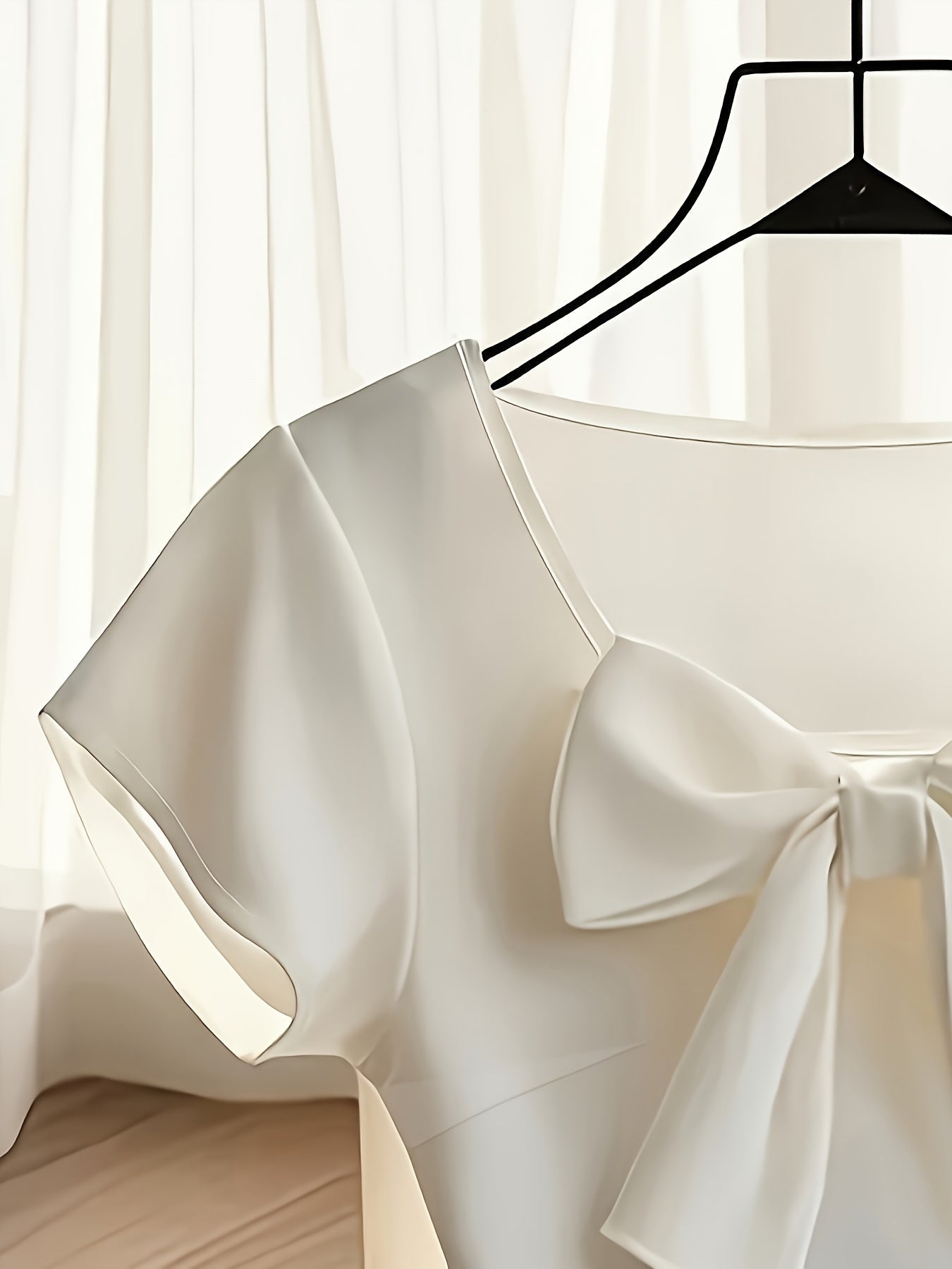 Damen Bluse mit Schleife und Kurzarm – Eleganter femininer Look für Büro und Freizeit