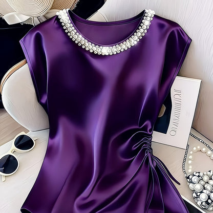 Damen Elegante Satinbluse mit Perlenkragen und Raffdetails – Stilvolle Kurzarm-Bluse für festliche Anlässe