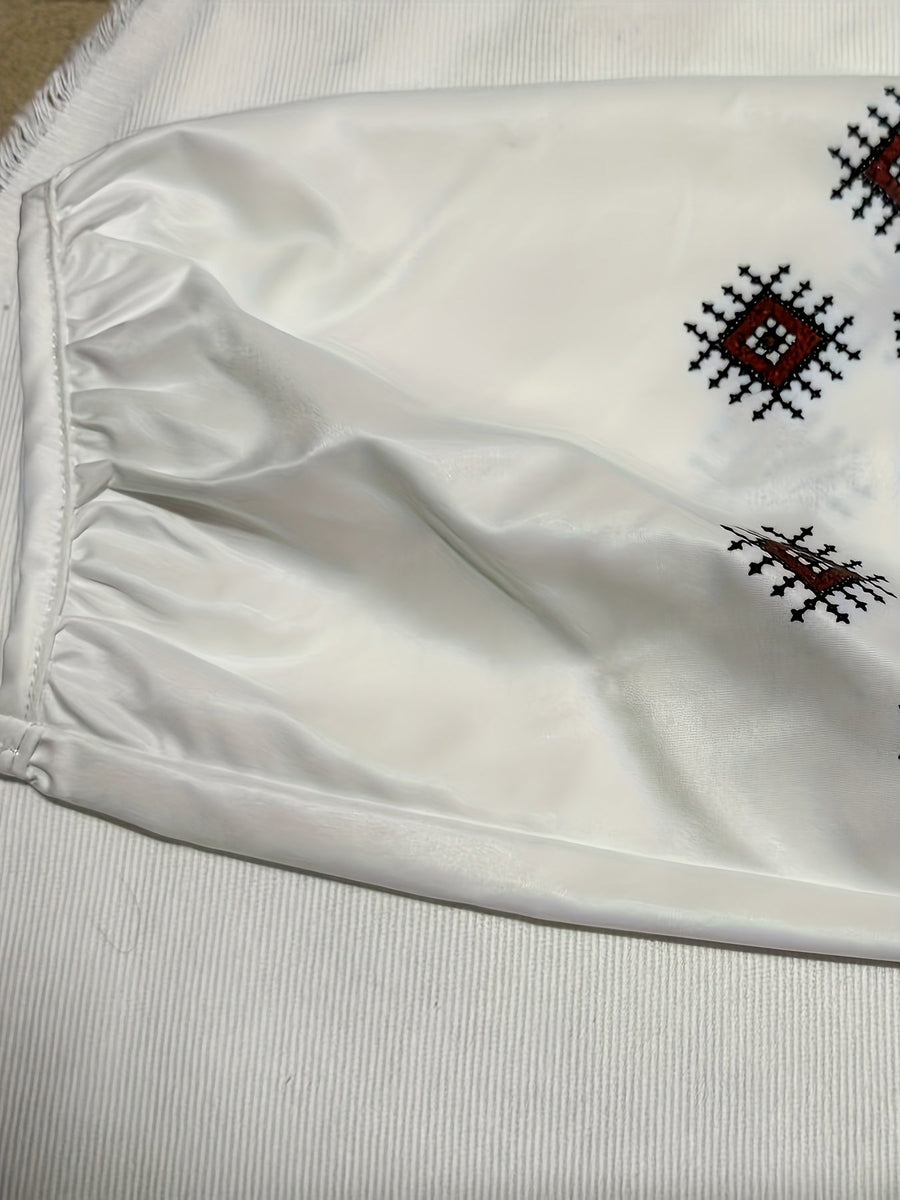 Damen Bluse mit runden Ausschnitt und rot-brauner Stickerei