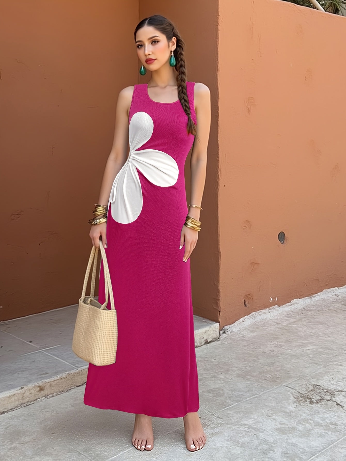 Damen Midikleid mit Blumen-Design und Cut-Out, modisch und figurschmeichelnd, ideal für Freizeit und Ausgehen