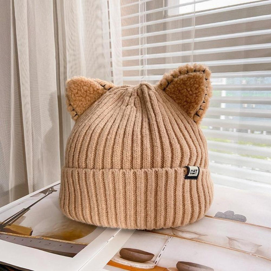 Gerippte Beanie Mütze mit Katzenohren aus weichem Material