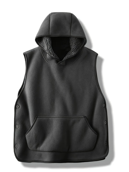 Unisex Kapuzenweste Fleece-Optik mit Kängurutasche und seitlichen Knöpfen