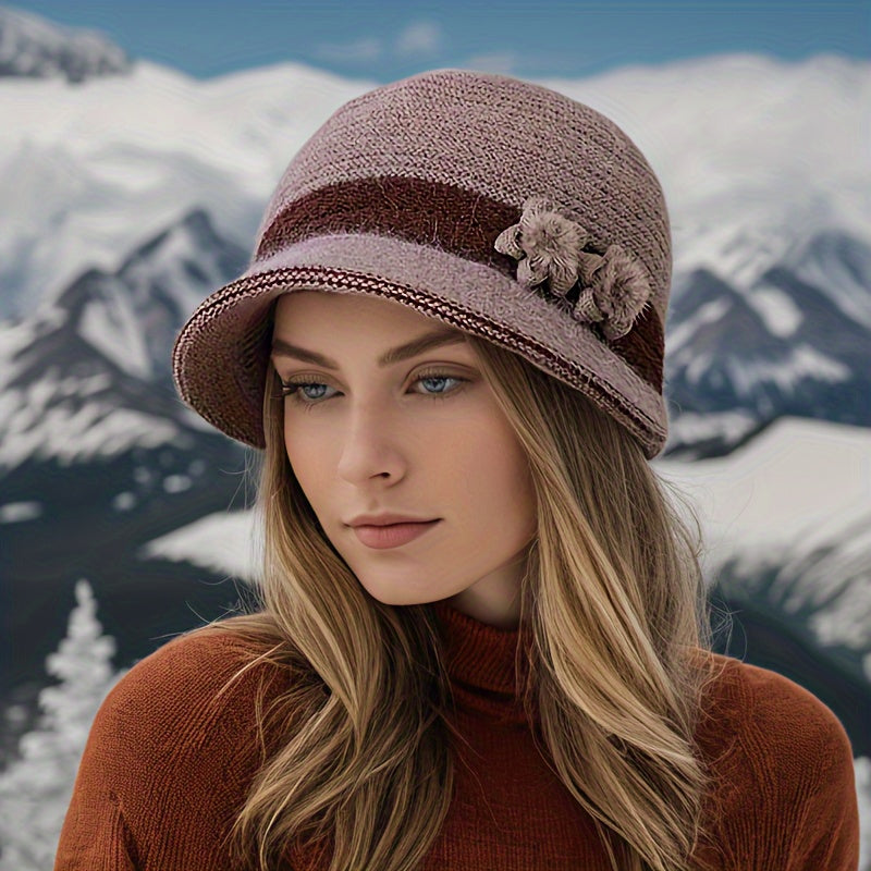 Damen Glockenhut aus weichem Material mit Band und Pompons – verschiedene Farben