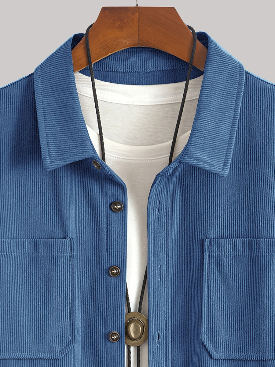 Herenoverhemd met ribfluweellook, knoopsluiting, lange mouwen en twee borstzakken
