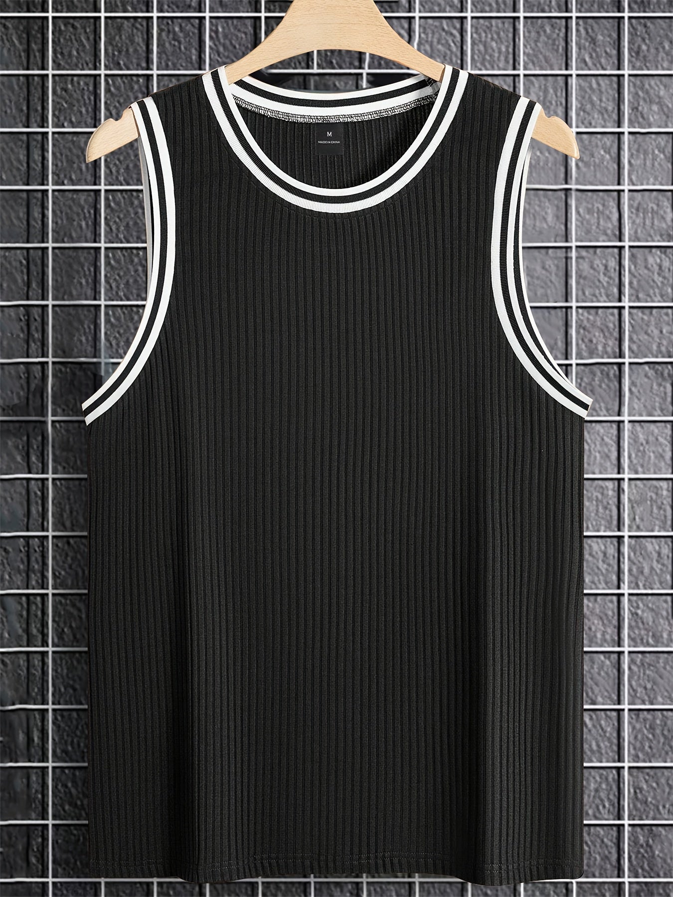 Herren Tanktop Sportlich mit Kontrastdetails – Lässiges Freizeit- und Fitnessshirt