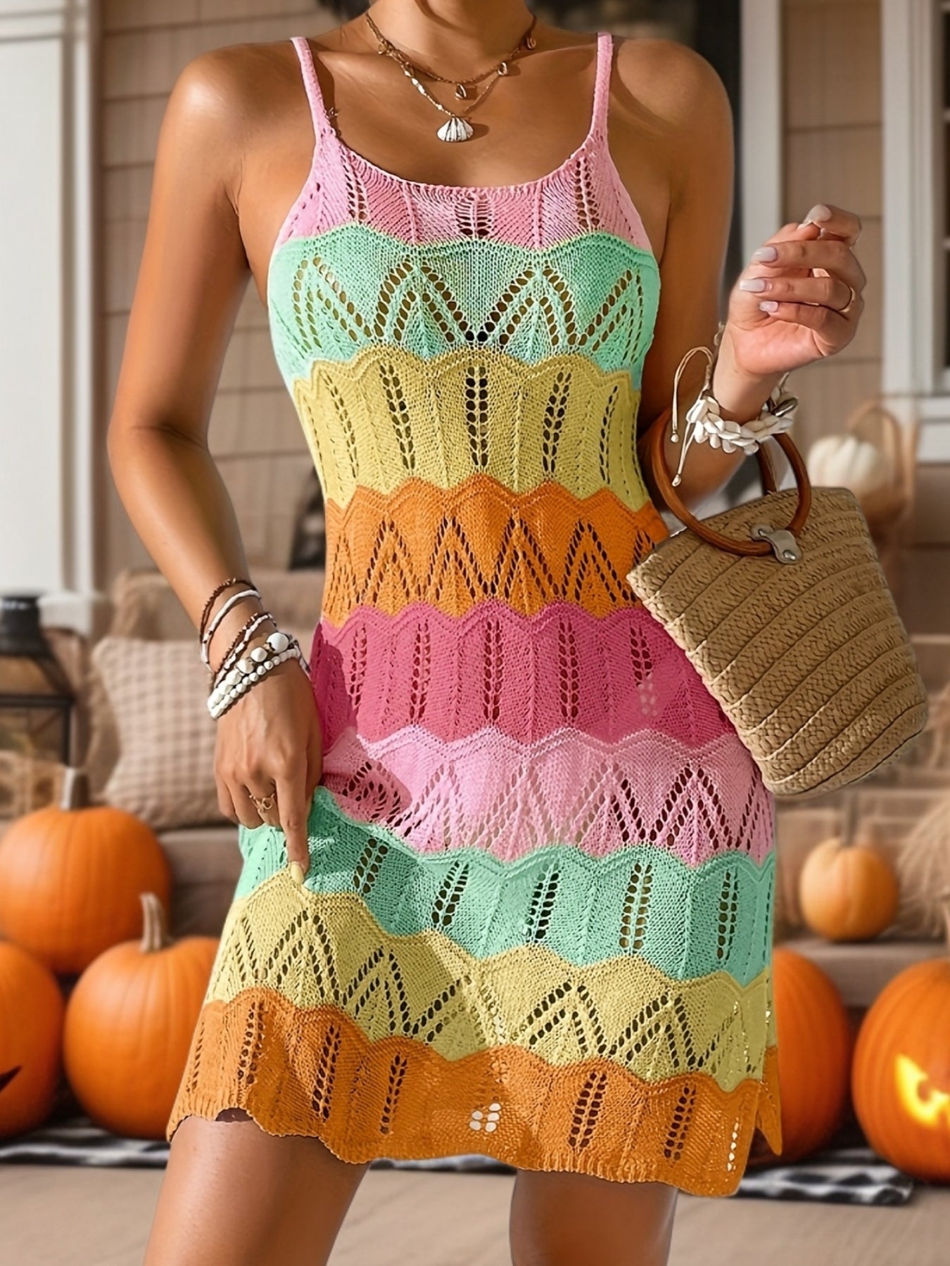 Damen Boho Strick Minikleid mit Chevron-Muster und Spaghettiträgern – Perfekt für Urlaub und Freizeit