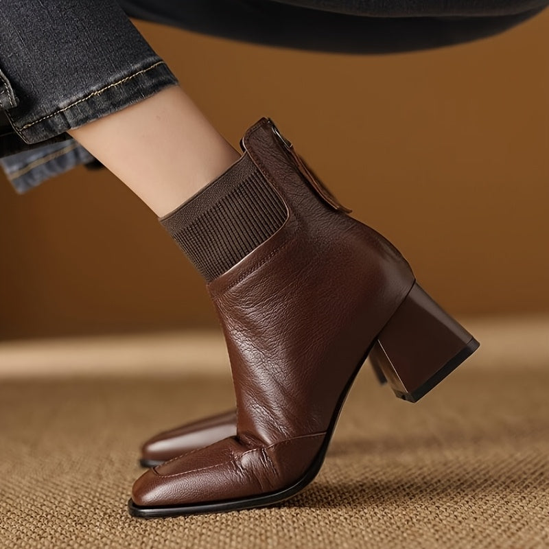 Damen Stiefelette mit eckiger Zehenpartie & geripptem Schaft, Blockabsatz