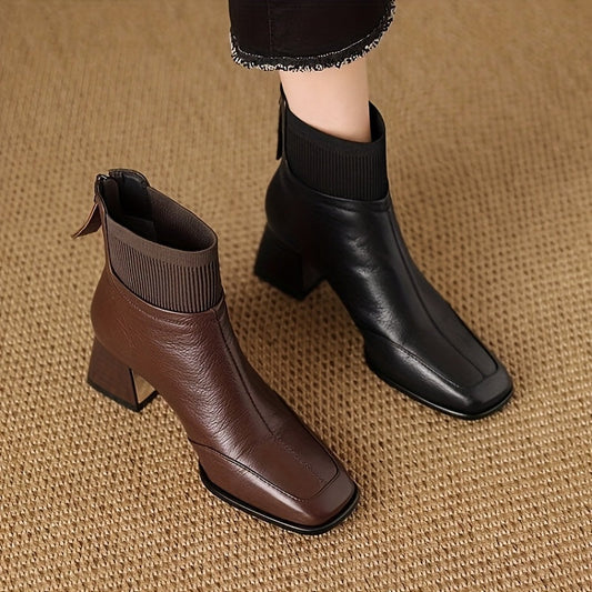 Damen Stiefelette mit eckiger Zehenpartie & geripptem Schaft, Blockabsatz