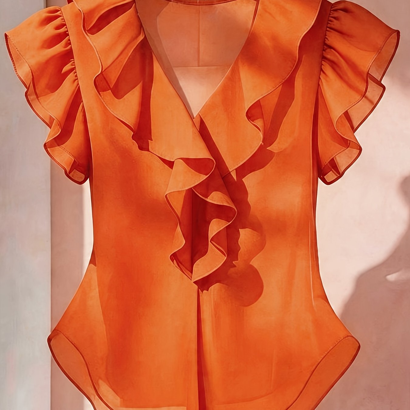 Damen Rüschenbluse mit V-Ausschnitt und Volantärmeln – Eleganter Stil für Büro und besondere Anlässe