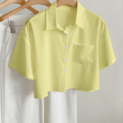 Damen Kurzarm Cropped Hemd im modernen Casual-Stil mit Knopfleiste