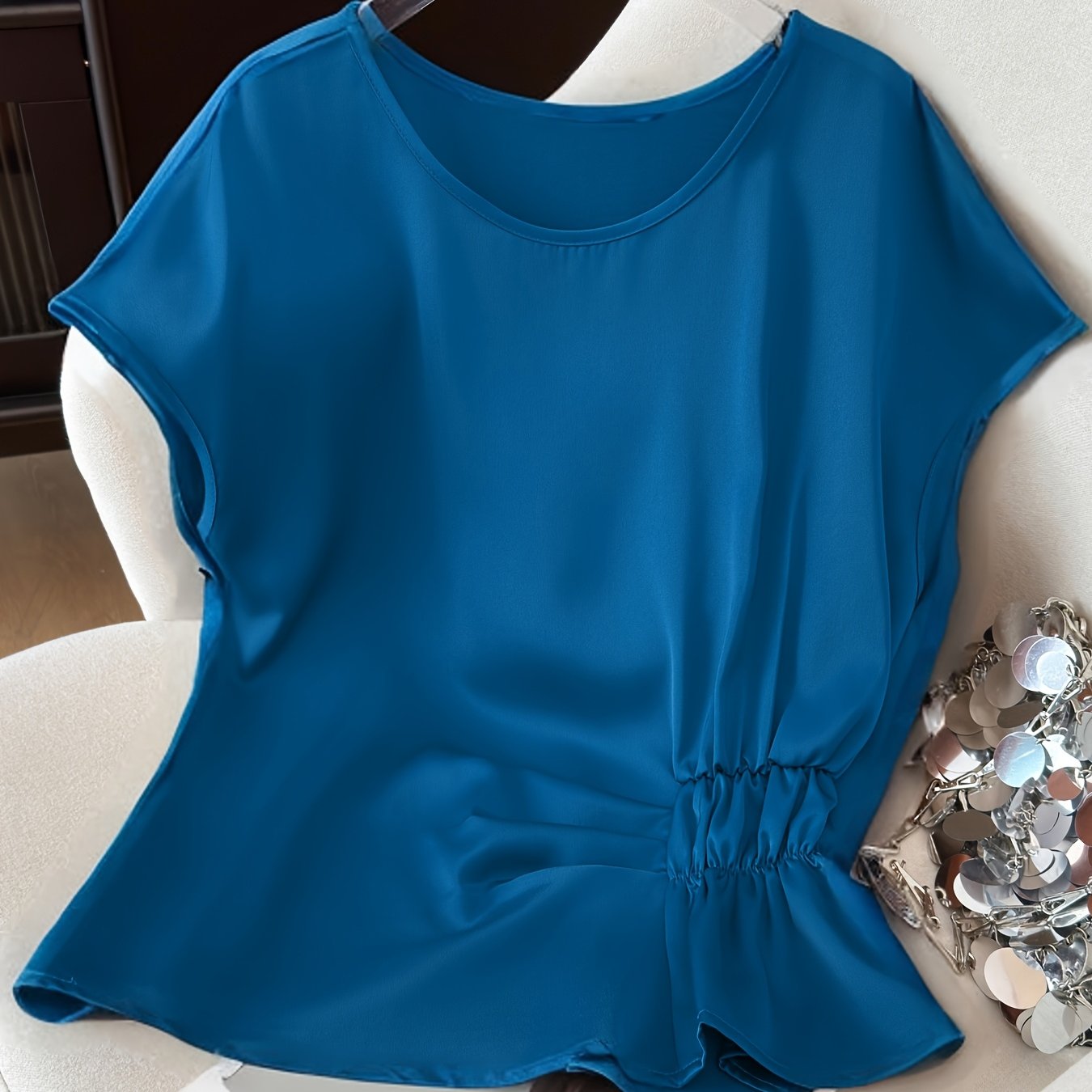 Damen Bluse mit Raffdetails und lockerem Schnitt – Eleganter Alltags- und Büro-Stil