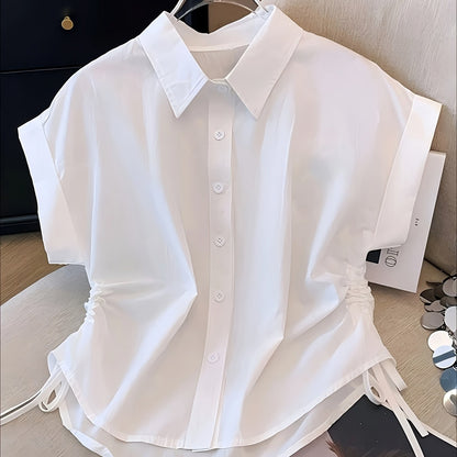 Damen Kurzarm Bluse mit Kragen und Bindeband-Detail – Modernes Business & Freizeit Hemd