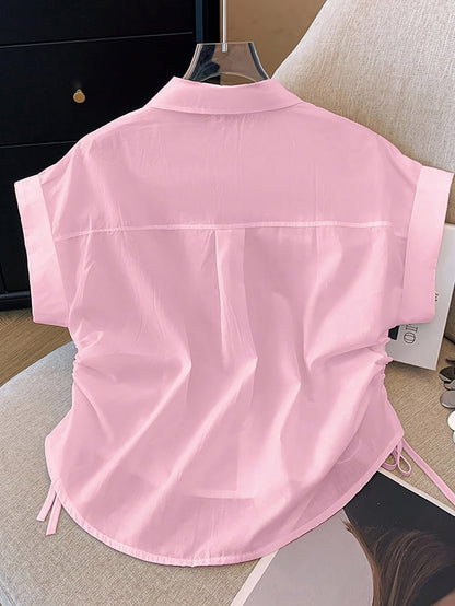 Damen Kurzarm Bluse mit Kragen und Bindeband-Detail – Modernes Business & Freizeit Hemd