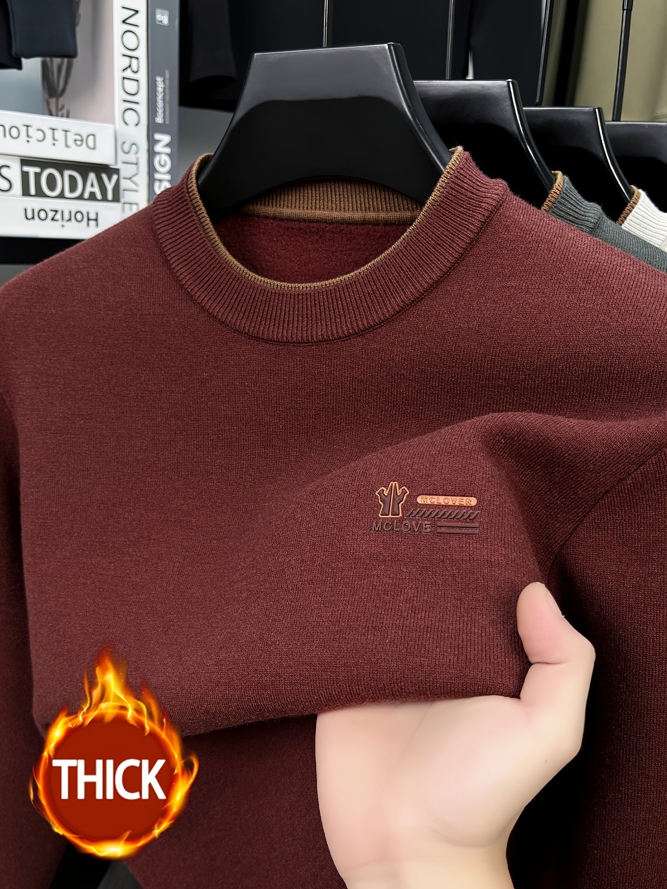 Herren Rundhals-Pullover in verschiedenen Farben, weiches Material, mit Rippbündchen und Logoplatte