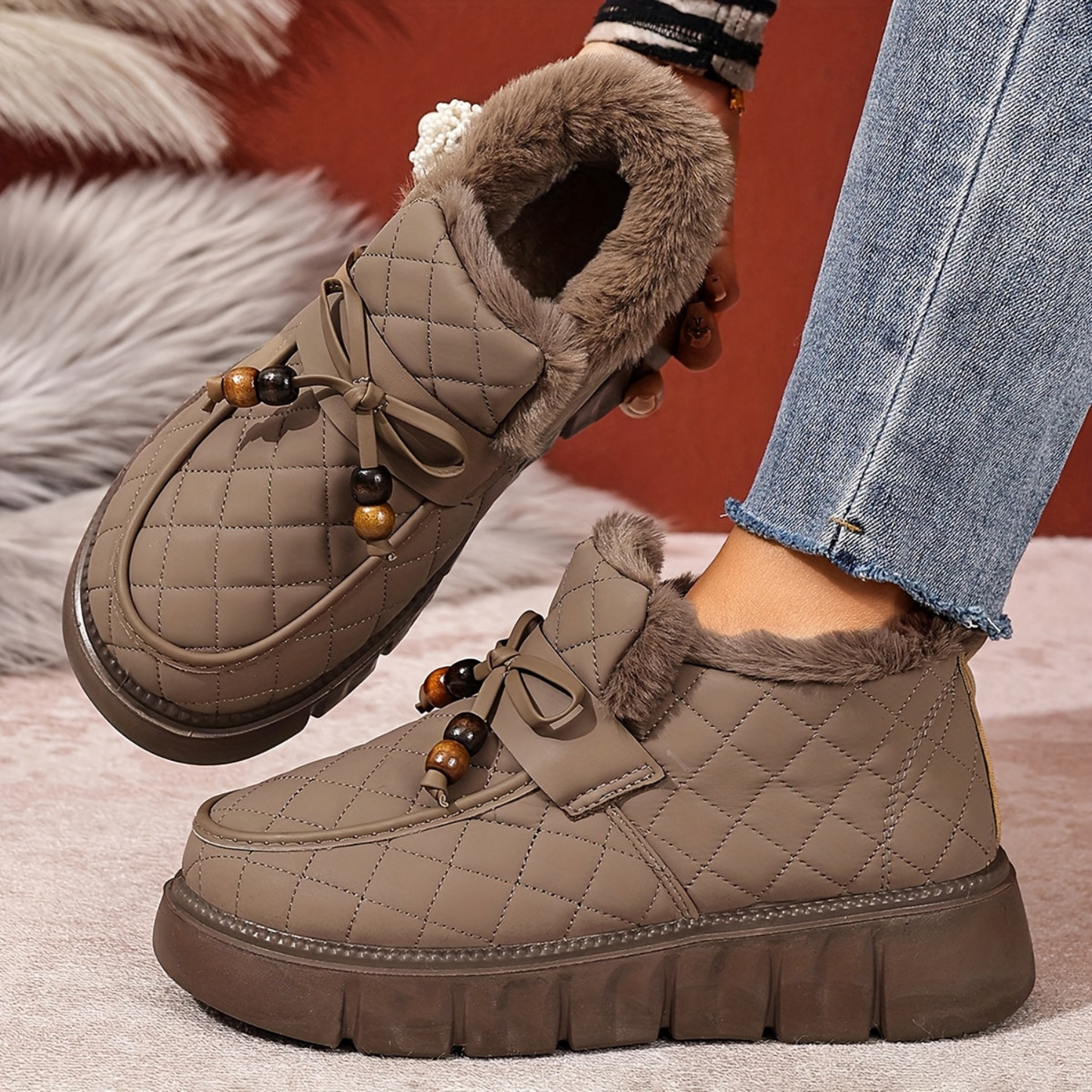 Damen Winterstiefeletten Stepp-Design Plateau Kunstfellfutter mit Zierperlen Schnürung