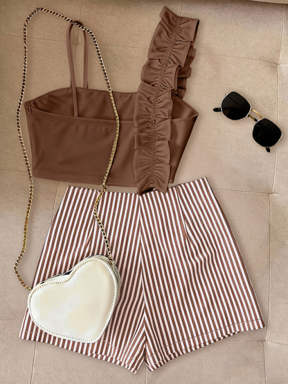 Damen Zweiteiler Set – Modisches Top mit Rüschen und Gestreifte Shorts, Stilvolles Outfit für Freizeit und Alltag
