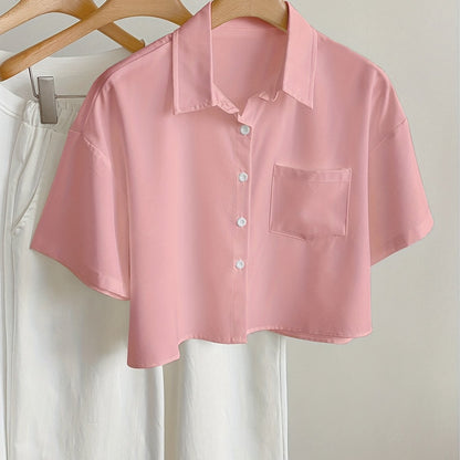 Damen Kurzarm Cropped Hemd im modernen Casual-Stil mit Knopfleiste