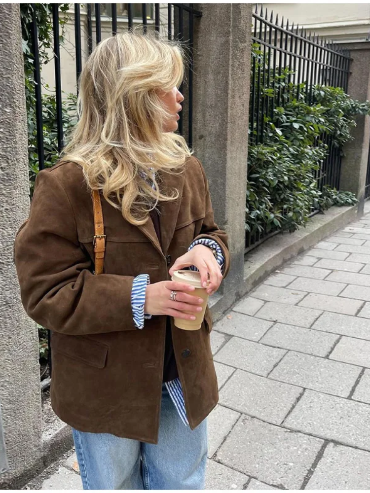 Damen Blazer im Preppy-Style für Business und Freizeit – Eleganter Herbst/Winter Look