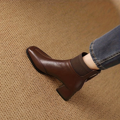 Damen Stiefelette mit eckiger Zehenpartie & geripptem Schaft, Blockabsatz