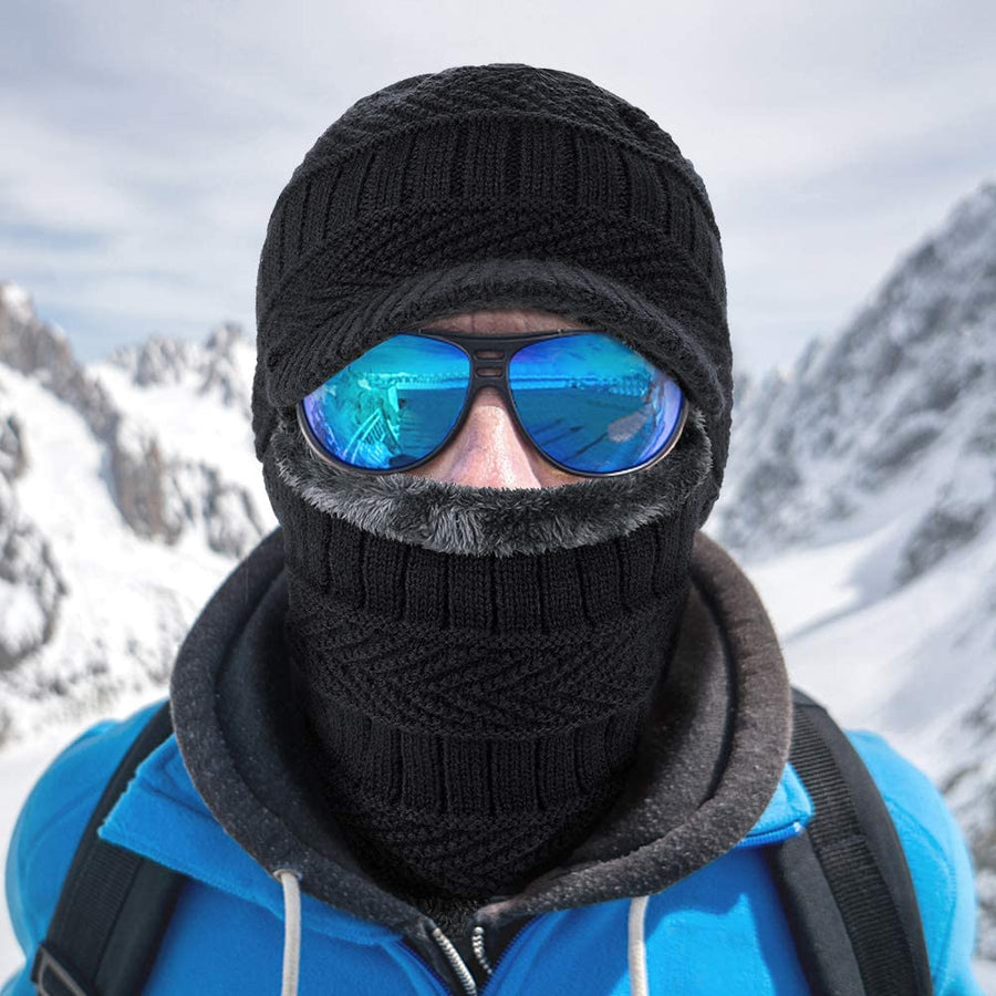 Gebreide beaniemuts met klep en warme colsjaal, winterset